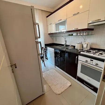 Appartement Entire House 2 Bedrooms, 1 Dbl 1 Bunk Bed, Private Garden, Pool And Secure Antalya